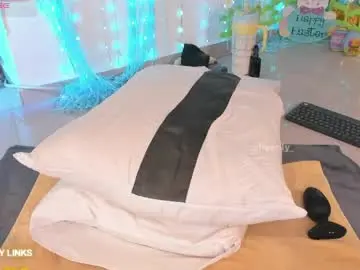 Chaturbate Sex Chat of ohyesly_