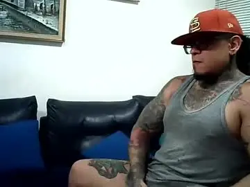 Chaturbate Adult Video Chat of ayrton_naffah2