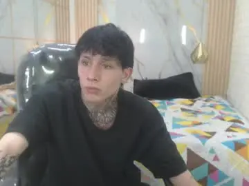 Chaturbate Watch Live Sex Cams of cry_thereal