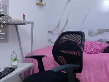 Chaturbate Sex Cam of dariah_jhonson
