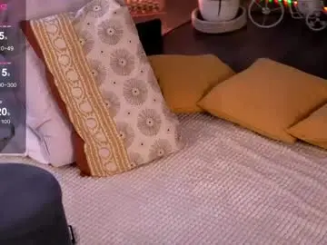 Chaturbate Free Porn Cam of pureellie