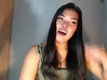 Chaturbate Live Sex Cam of ur_krissyxxx