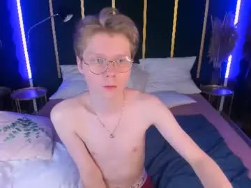 Chaturbate Best live sex cam show of daniel_sanders