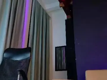 Chaturbate Sex Cam of alejo_gray1