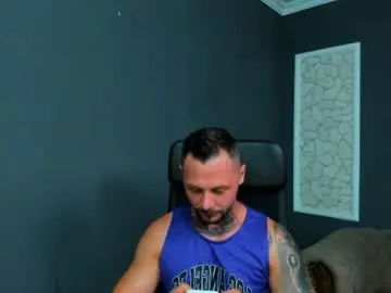 Chaturbate Sex Cam of brianhunts