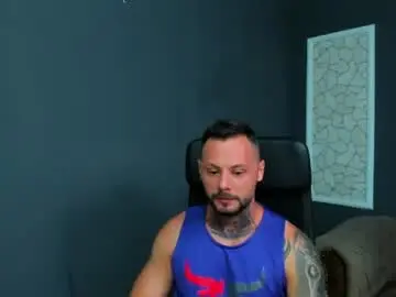 Chaturbate Adult Video Chat of brianhunts
