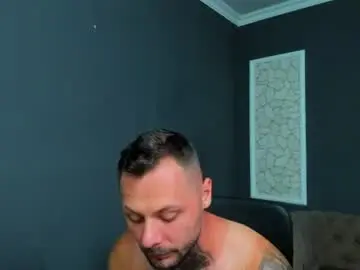 Chaturbate Adult Video Chat of brianhunts