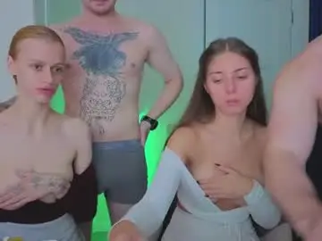 Chaturbate Live Sex of ihavepaws33