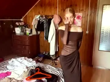 Chaturbate Live Sex Cam of janicesivertsen