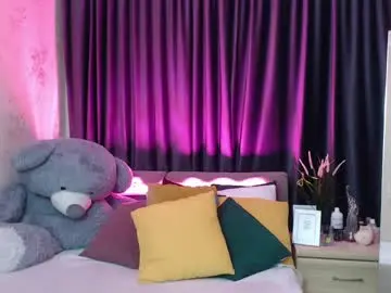 Chaturbate Best live sex cam show of kriiskiss