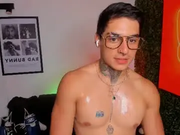 Chaturbate Adult Webcam of simon_cortes