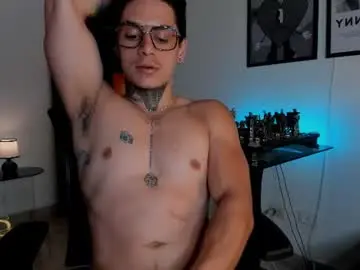 Chaturbate Sex Chat of simon_cortes