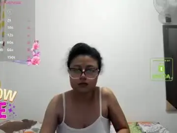 Chaturbate Live Sex Cam of bonnie_lam_
