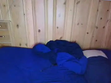 Chaturbate Live Sex Cam of femboyflowers