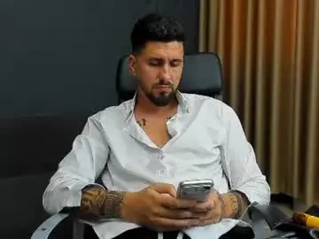 Chaturbate Live Porn of loganstroud