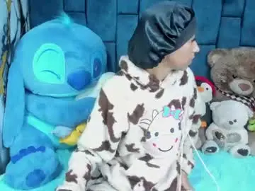 Chaturbate Live Sex Cam of valentina_klean
