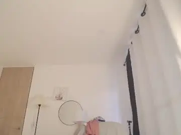 Chaturbate Free Live Porn of katy_18_pocahontas