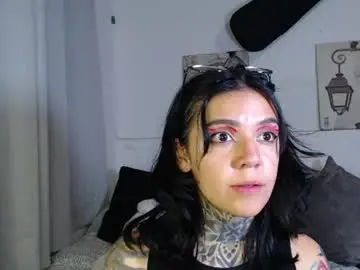 Chaturbate Best live sex cam show of lunai_gh