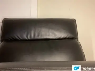 Chaturbate Sex Chat of takeawalkonthewildside99