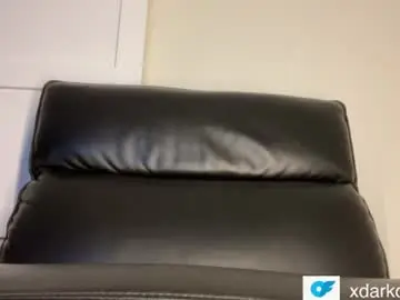 Chaturbate Sex Chat of takeawalkonthewildside99