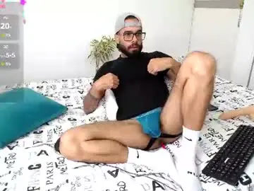 Chaturbate Sex Cam of treborshunter