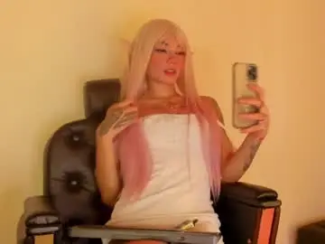 Chaturbate Watch Live Sex Cams of emmabridgerton