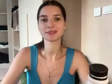 Chaturbate Best live sex cam show of meralynn