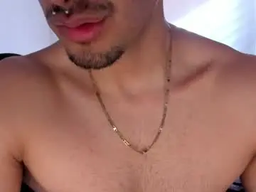 Chaturbate Live Porn of tommy_bred