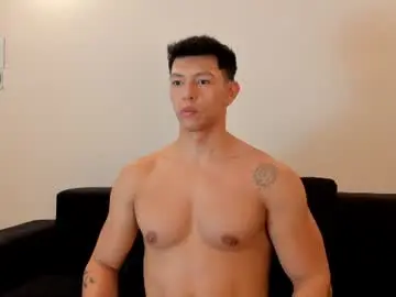 Chaturbate Best live sex cam show of adrian_del_mar