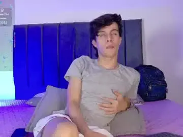 Chaturbate Live Sex of axxxel_twink
