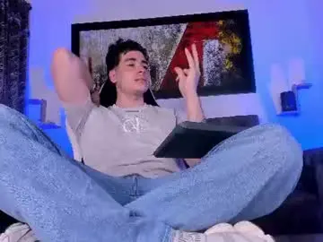 Chaturbate Adult Webcam of liamwyatt_