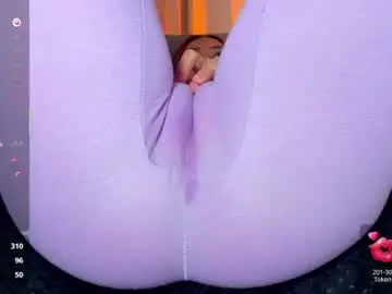 Chaturbate Sex Chat of adelinaconte1