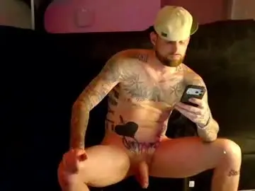 Chaturbate Live Porn of alexxxzander1