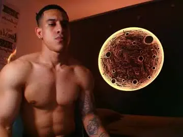 Chaturbate Best live sex cam show of duran_dhikol1