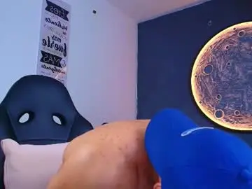 Chaturbate Live Sex Cam of duran_dhikol1