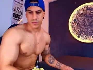 Chaturbate Adult Video Chat of duran_dhikol1