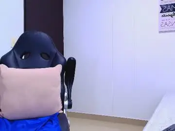 Chaturbate Adult Video Chat of duran_dhikol1