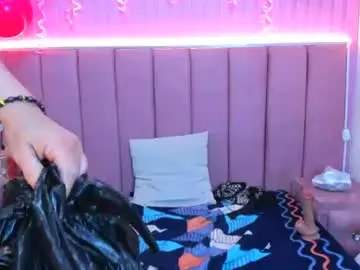 Chaturbate Nude Webcam of queenstarhyl