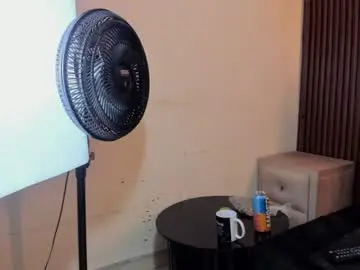 Chaturbate Live Sex of queenstarhyl