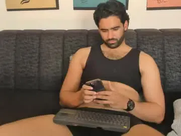 Chaturbate Free Porn Cam of bradleymartin7