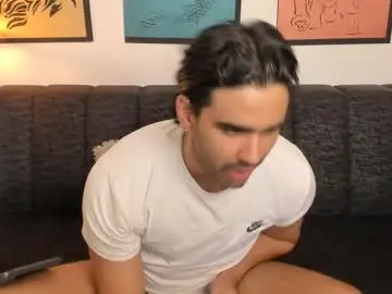 Chaturbate Free Live Porn of bradleymartin7