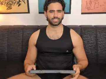 Chaturbate Live Porn of bradleymartin7