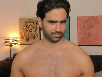 Chaturbate Best live sex cam show of bradleymartin7