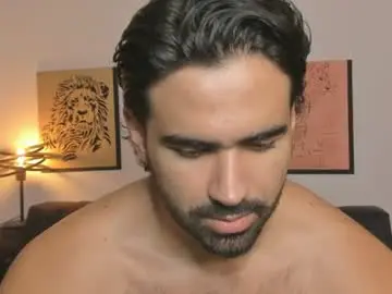 Chaturbate Live Sex Cam of bradleymartin7