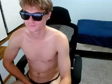Chaturbate Nude Webcam of chill_fit_guy