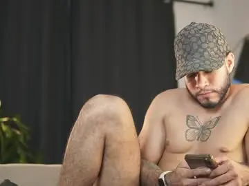 Chaturbate Live Sex Cam of jadenfeynman