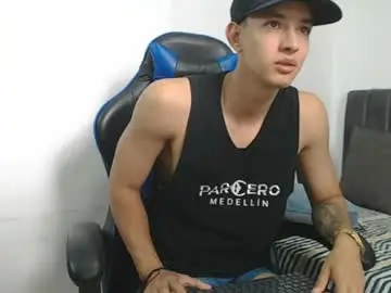 Chaturbate Watch Live Sex Cams of jake_shadow14