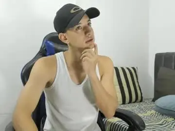 Chaturbate Adult Webcams of jake_shadow14