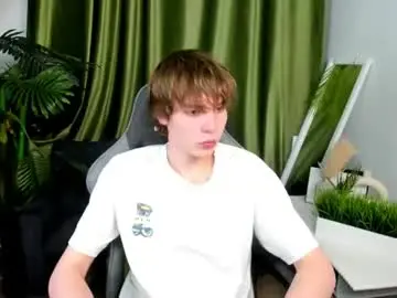Chaturbate Sex Chat of andyjey_