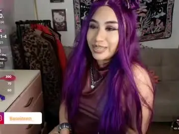 Chaturbate Live Sex Cam of exodiakinky